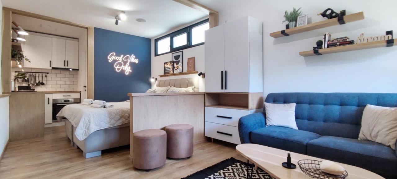 The House Apartments & Guest Rooms Охрид Экстерьер фото